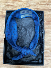 Load image into Gallery viewer, Silk accessoire recycled and made of Kenzo silk tie