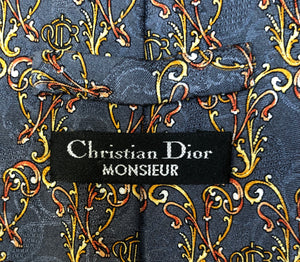 Choker recycled made of  Monsieur Dior silk tie.